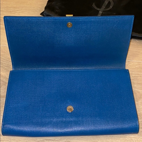 YSL Classic Clutch - Picture 5 of 6